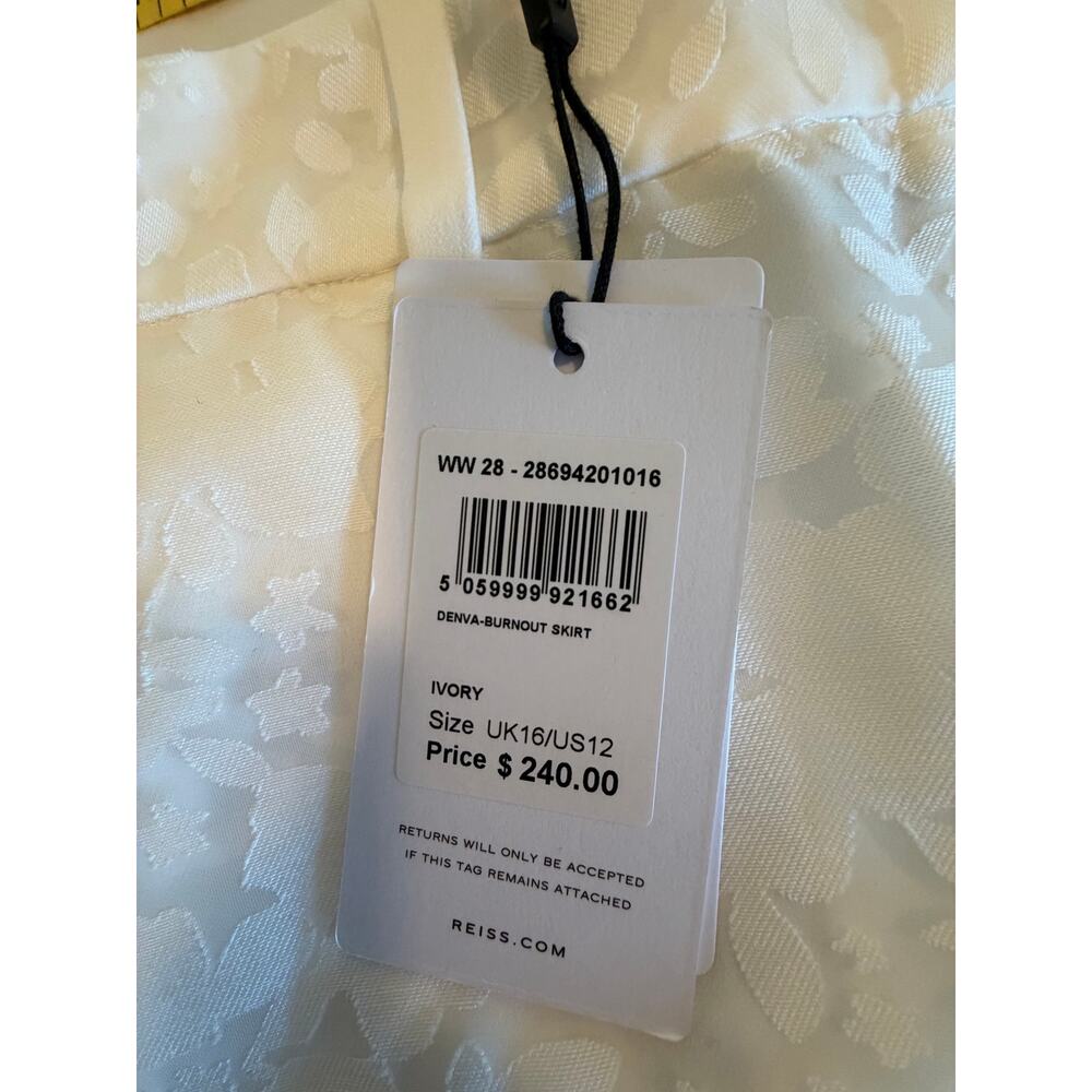 REISS Denva Burnout Skirt in Ivory - Picture 12 of 13